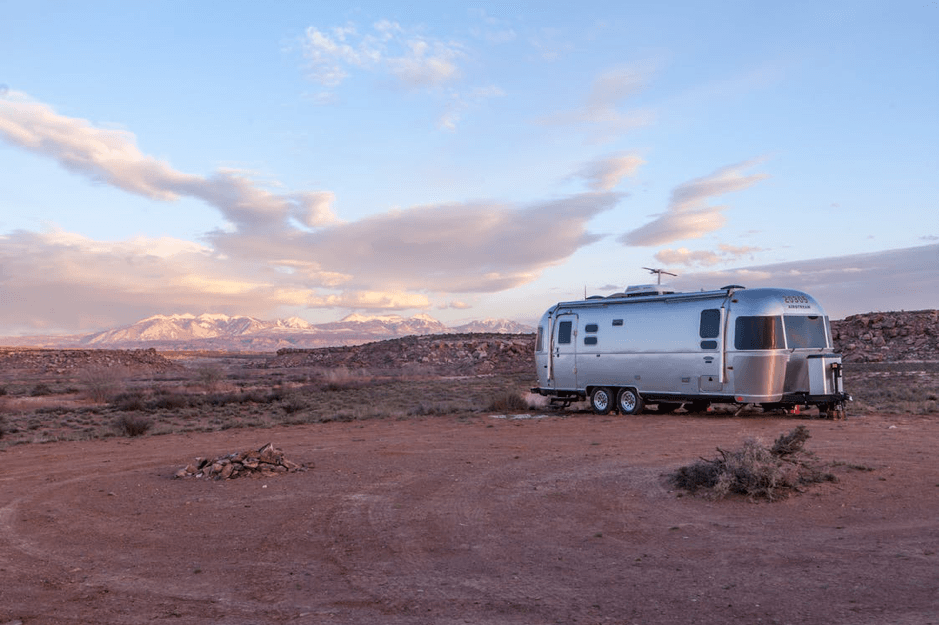 The most interesting places in the world worth visiting by camper