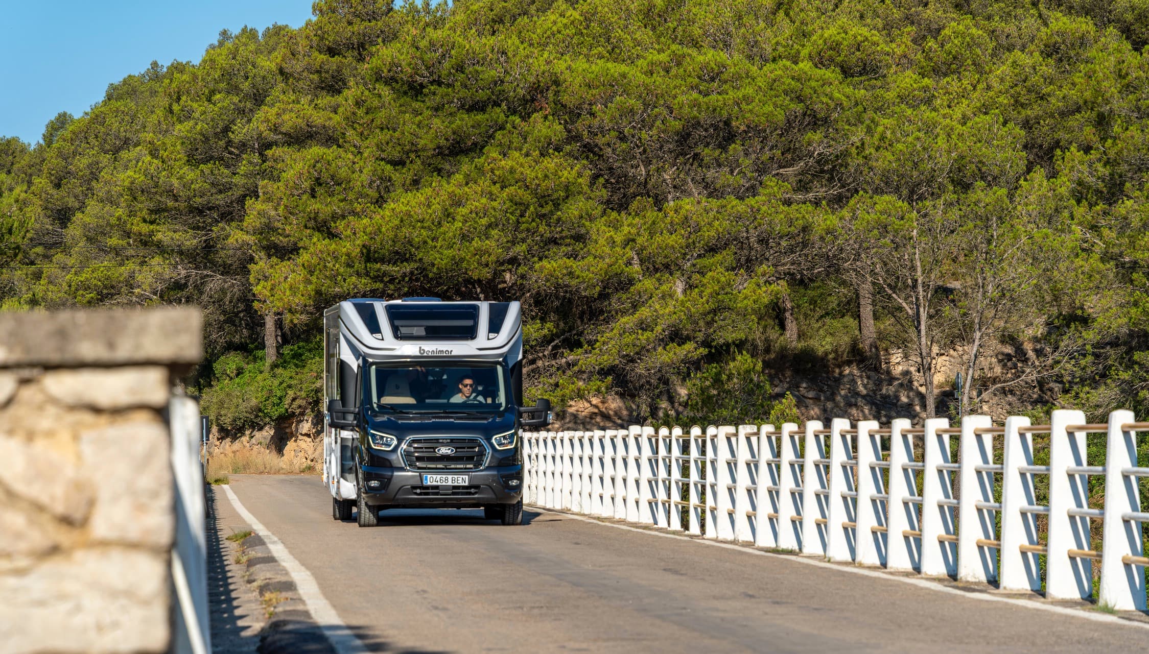 A camper trip around Europe: vignettes, road tolls, overnight parking rules and what the rental contract allows